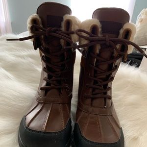 Big kids Ugg winter boots